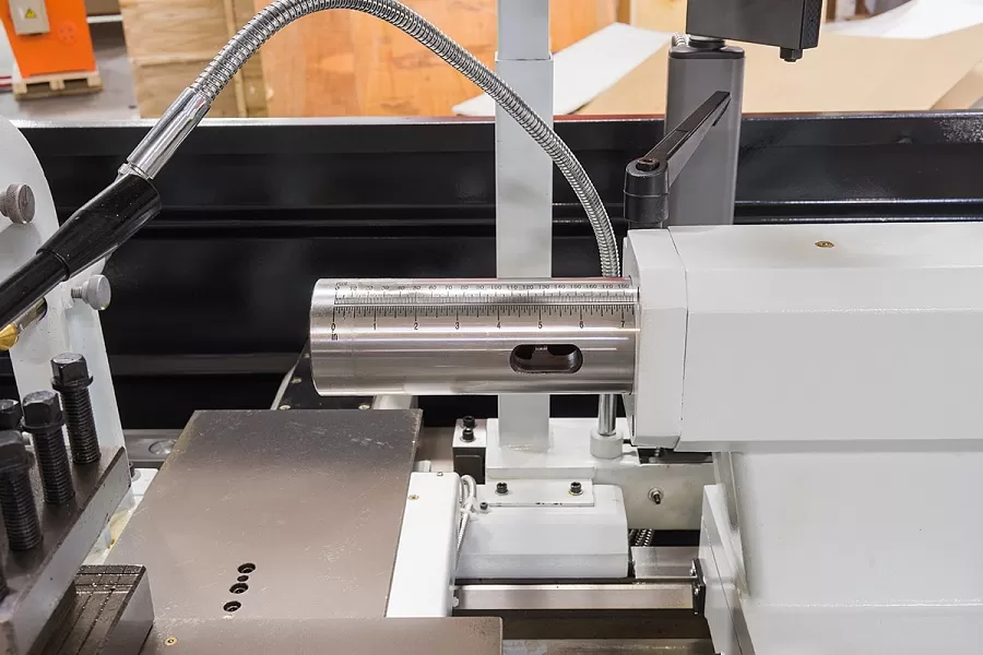 Станок токарно-винторезный STALEX C6251/1000