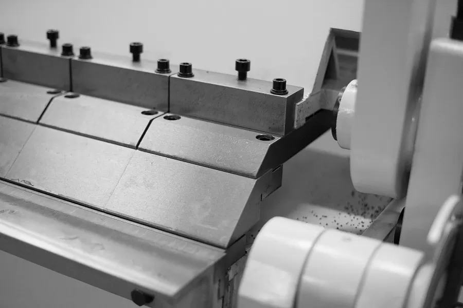 Станок листогибочный гидравлический Stalex HW2440x3.5