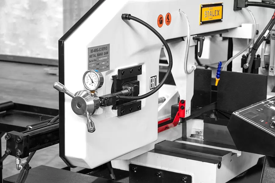 Гидравлический ленточнопильный станок Stalex BS460G-JC SERVO